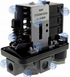 PRESSOSTAT TELEMECANIQUE XMP 12 / XMP12 / CM12 - Pressostat EAU Tripolaire