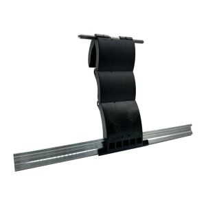 Attache tablier  de Volet roulant / Porte de garage pour lames de 8 mm - DOM3P02